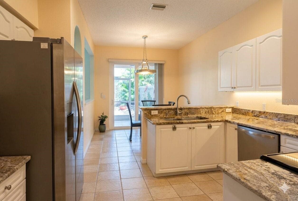 Townhouse at 2983 COVEWOOD PL, CLEARWATER, photo 8 of 34