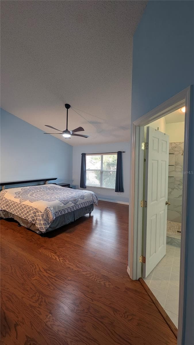 Townhouse at 2983 COVEWOOD PL, CLEARWATER, photo 13 of 34