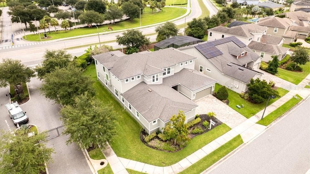 Single Family Residence at 14825 ELLINGSWORTH LN, WINTER GARDEN, photo 3 of 30