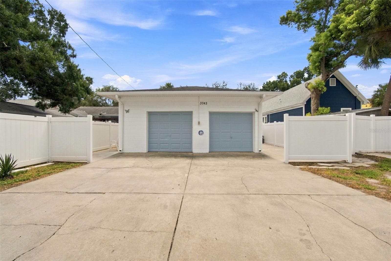 Rear driveway - 3745 1ST AVE N, ST PETERSBURG