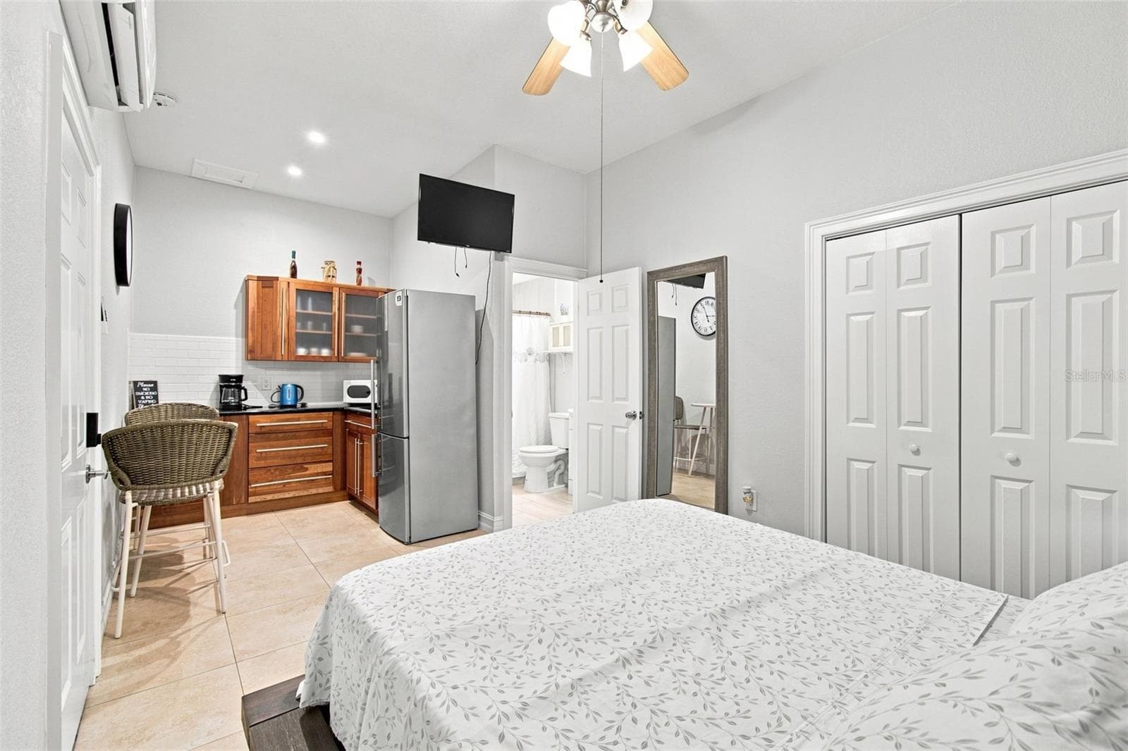 Single Family Residence at 3745 1ST AVE N, ST PETERSBURG, photo 67 of 87