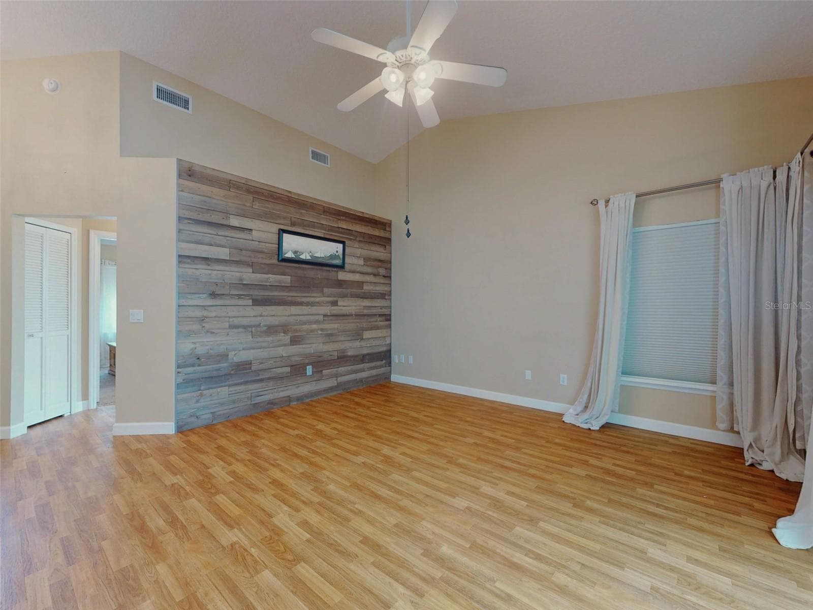 Single Family Residence at 1122 STILLWATER DR, DELAND, photo 9 of 33