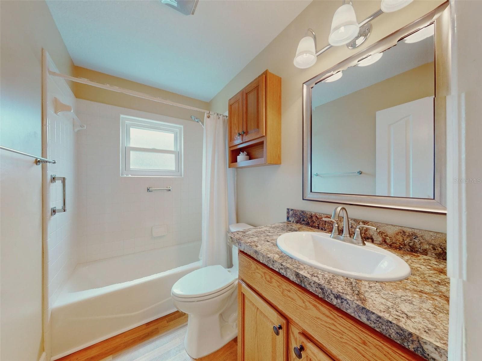 Second bathroom - 1122 STILLWATER DR, DELAND