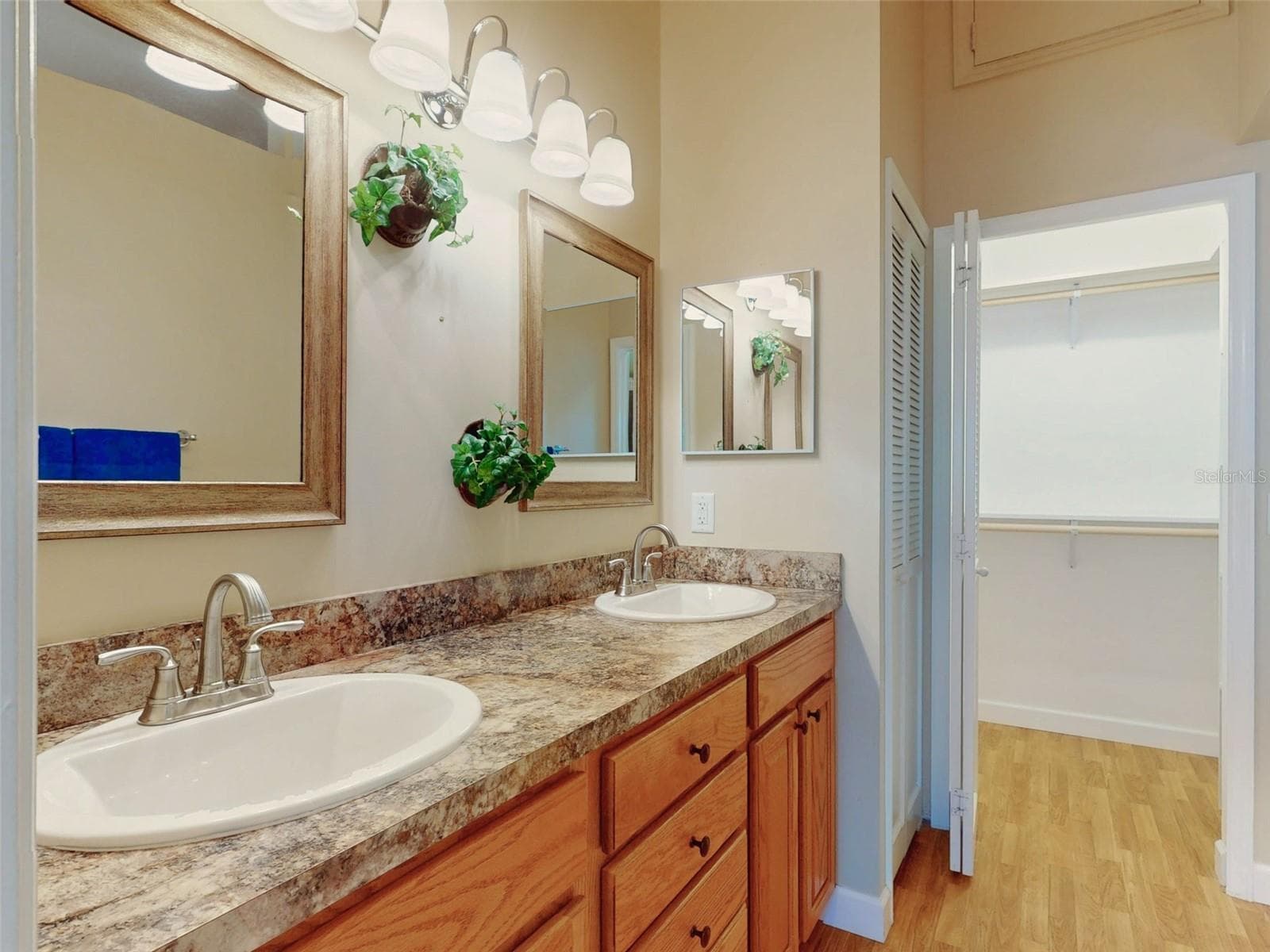 Primary bathroom - 1122 STILLWATER DR, DELAND
