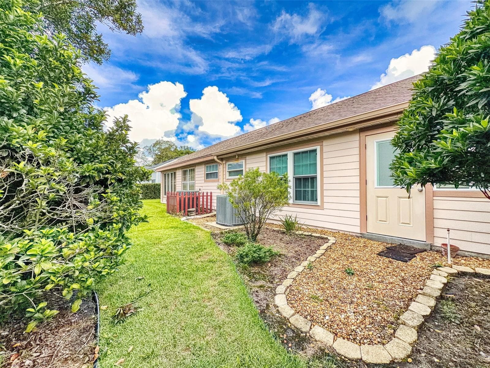 Single Family Residence at 1122 STILLWATER DR, DELAND, photo 23 of 33