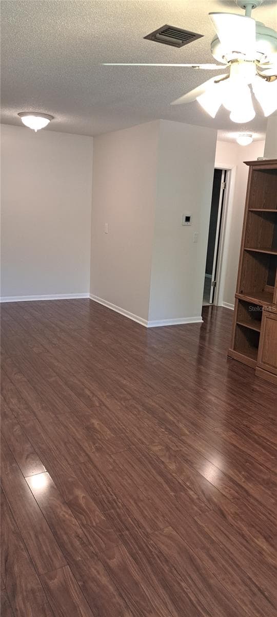 Condominium at 6770 RIVIERA N, PINELLAS PARK, photo 6 of 13