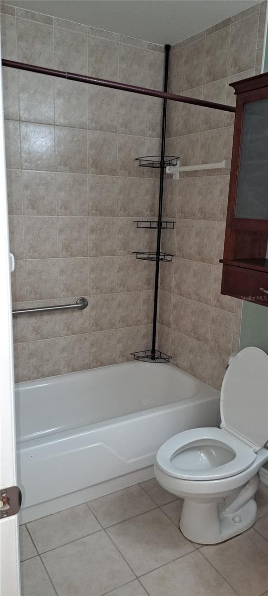 Condominium at 6770 RIVIERA N, PINELLAS PARK, photo 11 of 13
