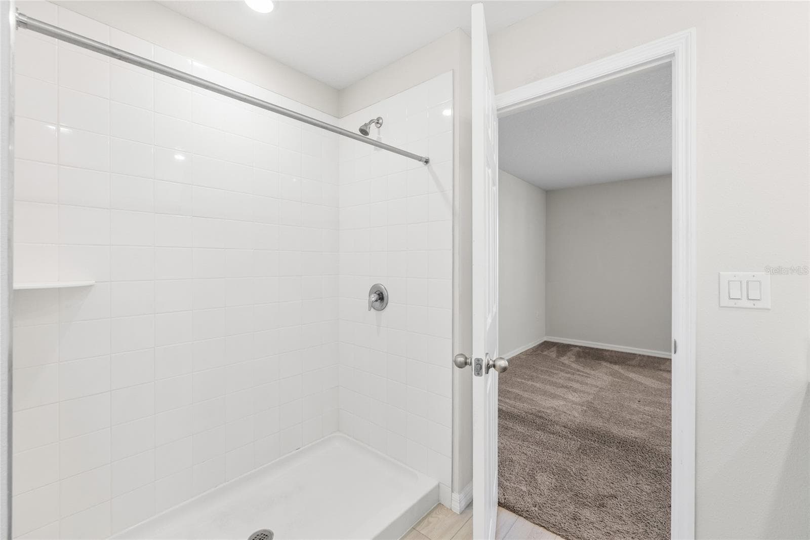 Single Family Residence at 14886 SUMMER BRANCH DR, LITHIA, photo 29 of 51