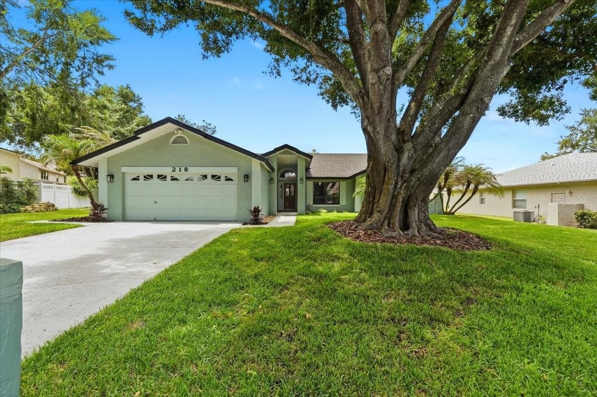 218 HARTRIDGE HILLS DR