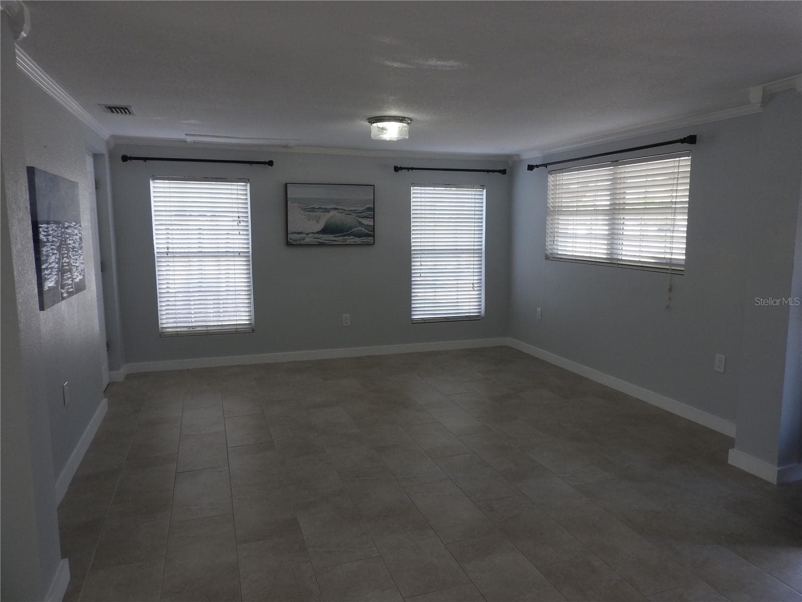 Single Family Residence at 8822 ROCKY CREEK DR, TAMPA, photo 11 of 36