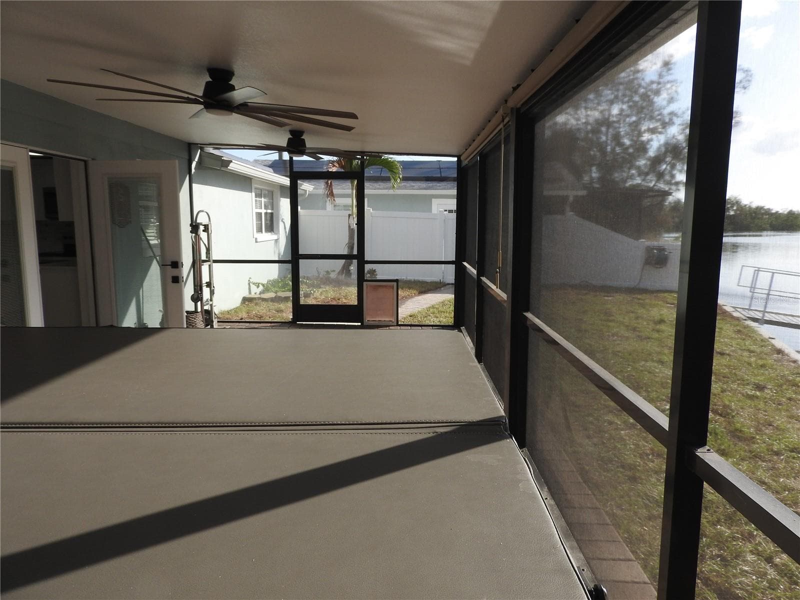 Single Family Residence at 8822 ROCKY CREEK DR, TAMPA, photo 19 of 36