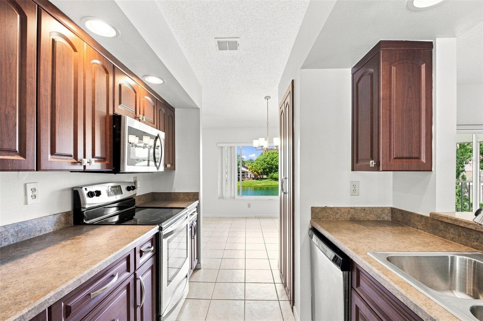 Condominium at 3588 INDIGO POND DR #12, PALM HARBOR, photo 40 of 58