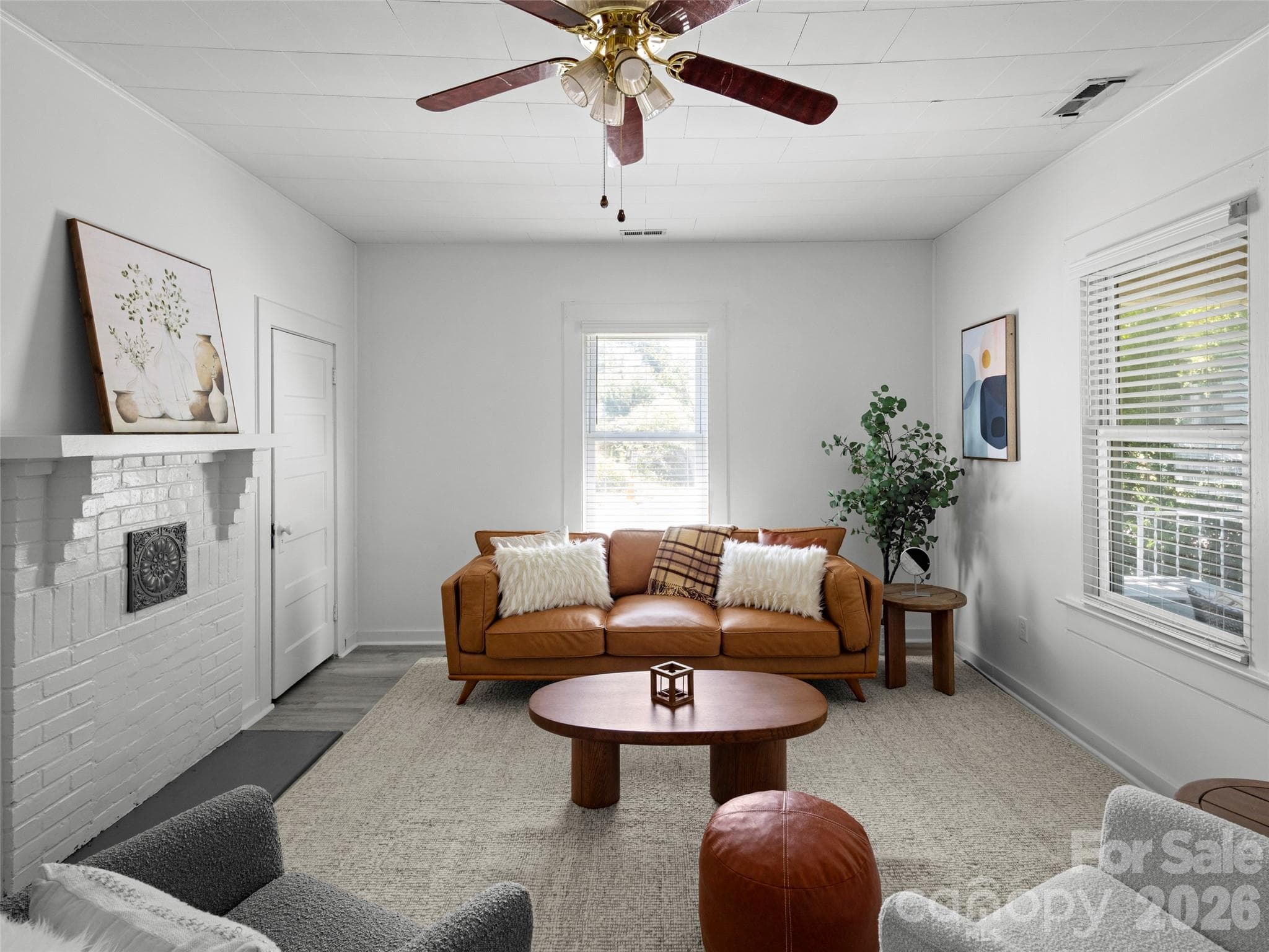 Living Room - 122 Edwards Avenue, Swannanoa