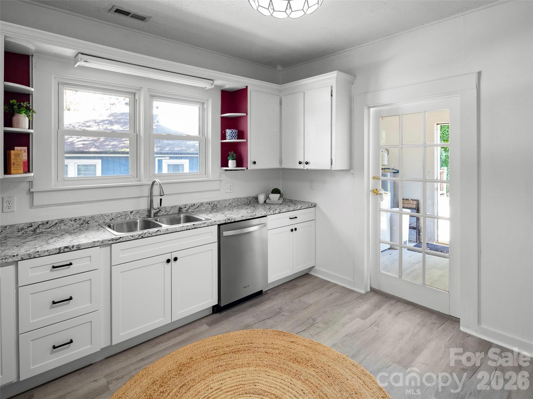 Updated kitchen - 122 Edwards Avenue, Swannanoa