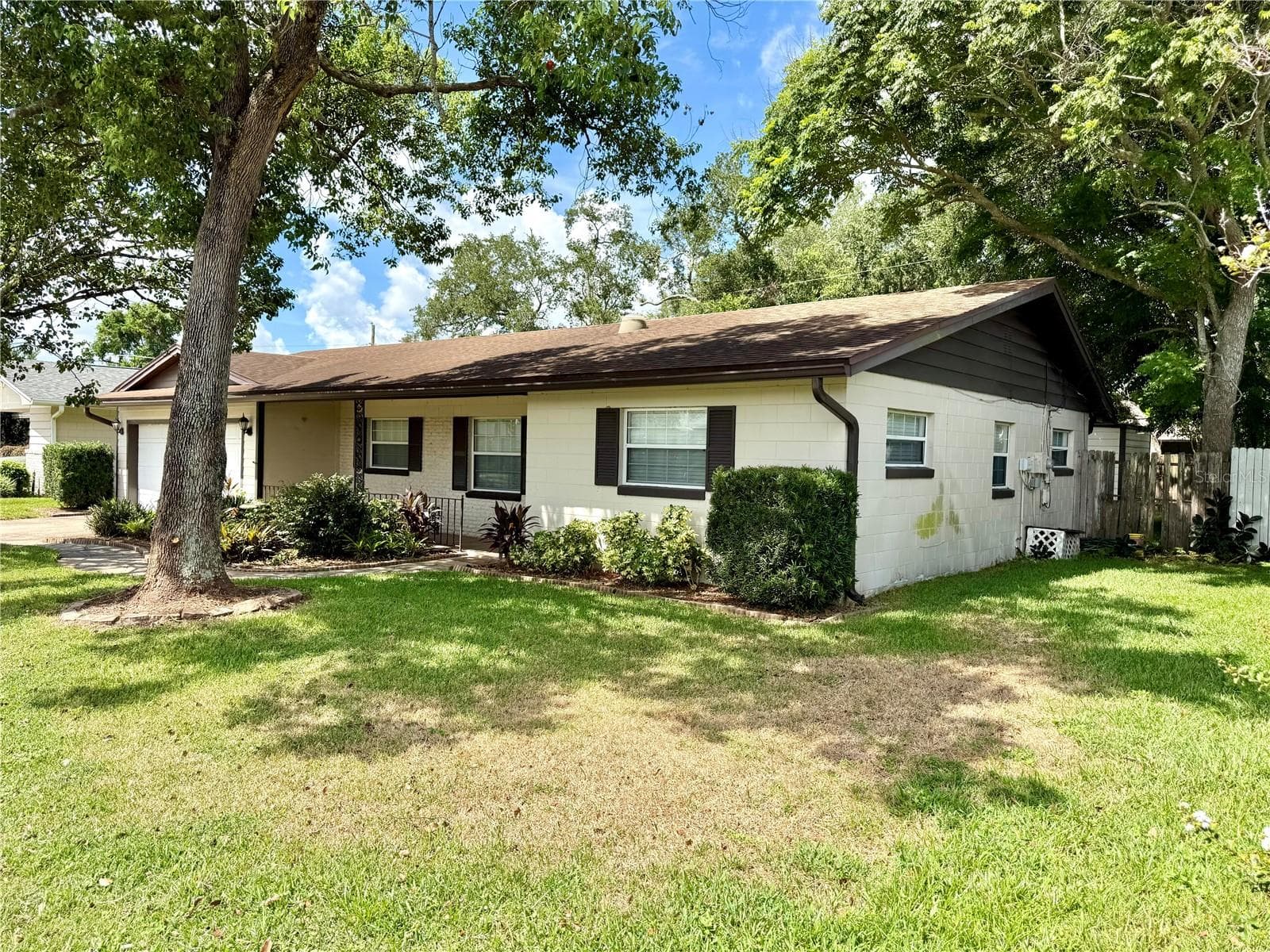 Single Family Residence at 4332 BLONIGEN AVE, ORLANDO, photo 3 of 39