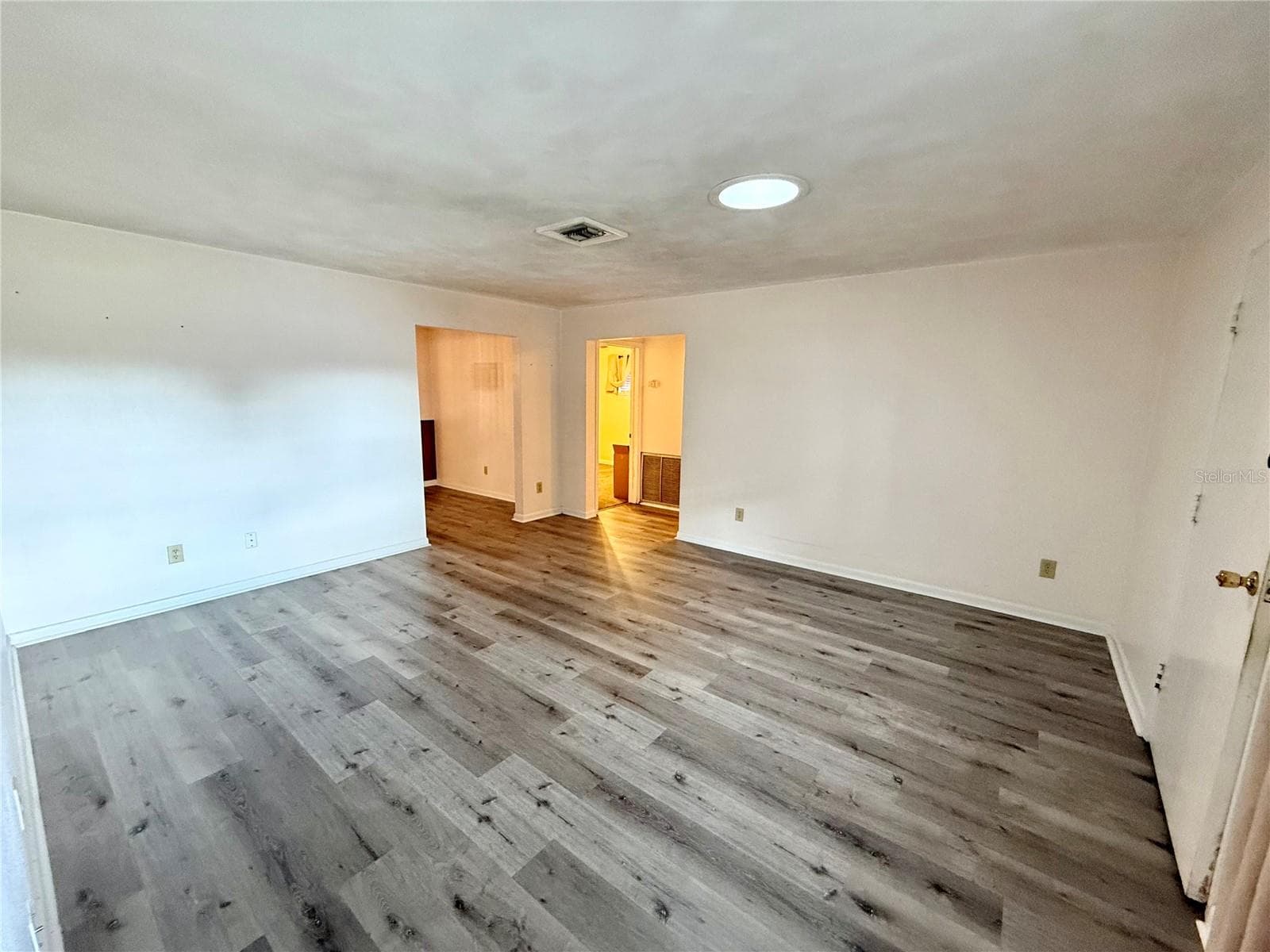 Single Family Residence at 4332 BLONIGEN AVE, ORLANDO, photo 11 of 39