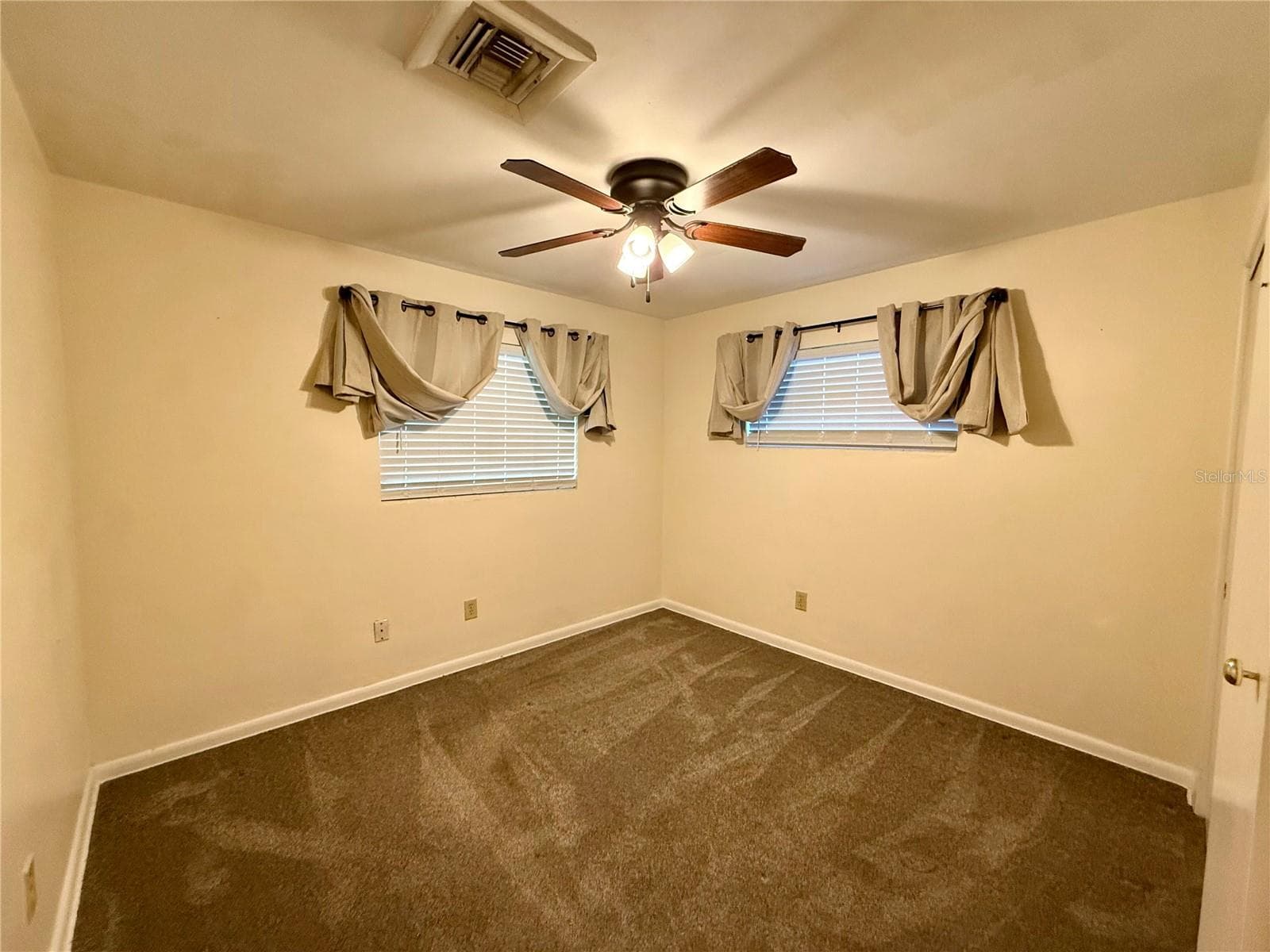 Single Family Residence at 4332 BLONIGEN AVE, ORLANDO, photo 28 of 39