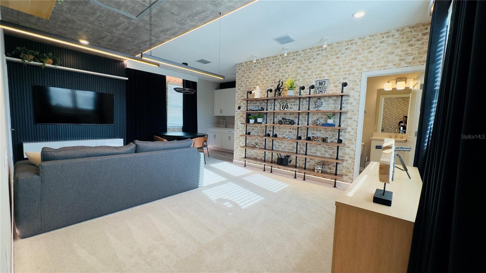 Independent studio above the garage - 16192 HONEY HARVEST ST, WINTER GARDEN
