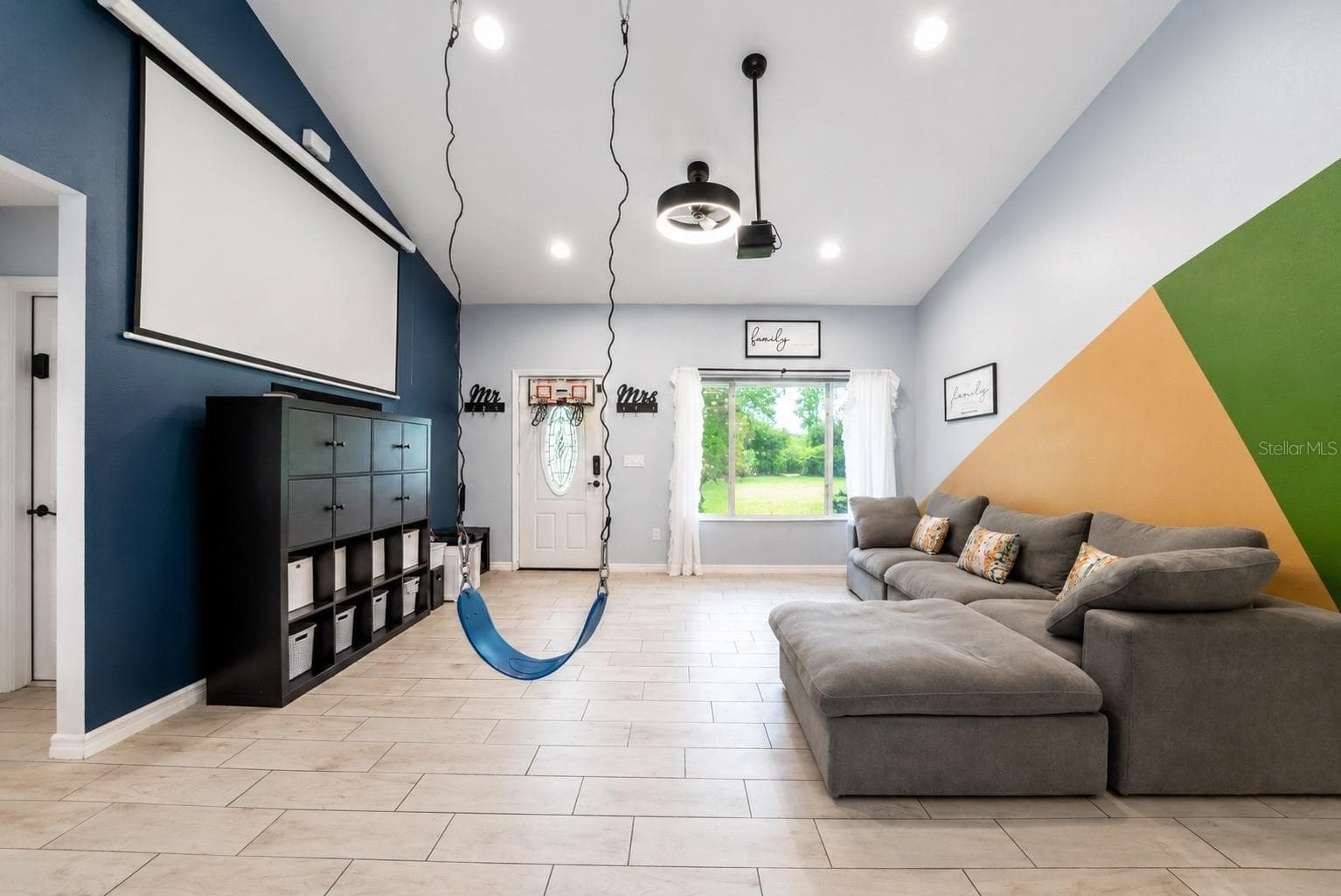 Single Family Residence at 126 LOCUST RADL, OCALA, photo 10 of 29