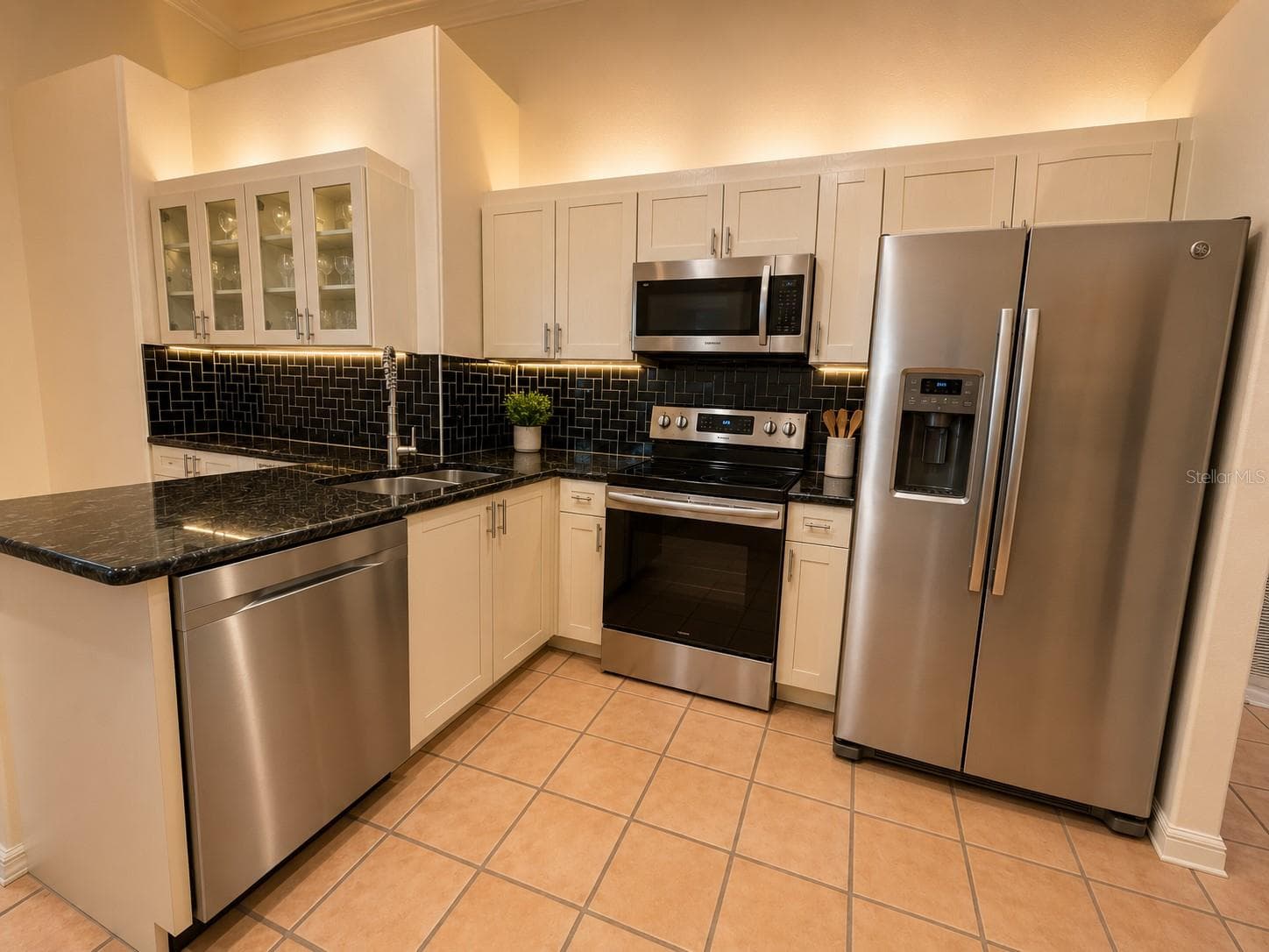 Kitchen Appliances - 6468 NW FRIENDLY CIR, PORT ST LUCIE