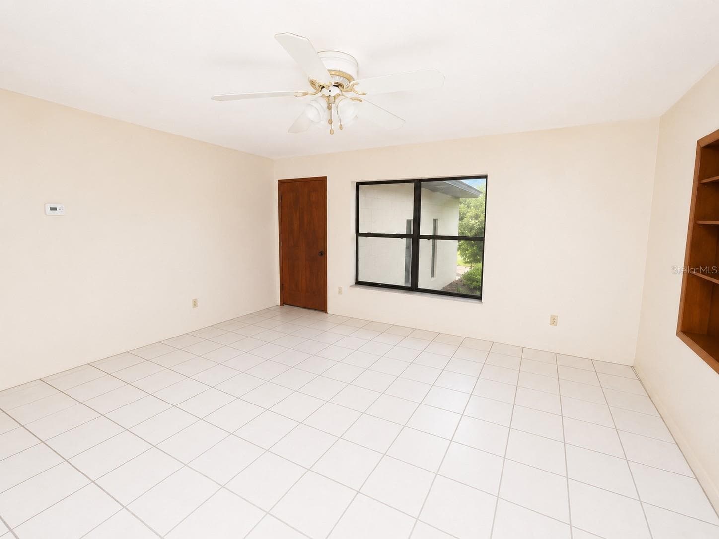 Single Family Residence at 217 PLUMOSA RD, DEBARY, photo 4 of 13