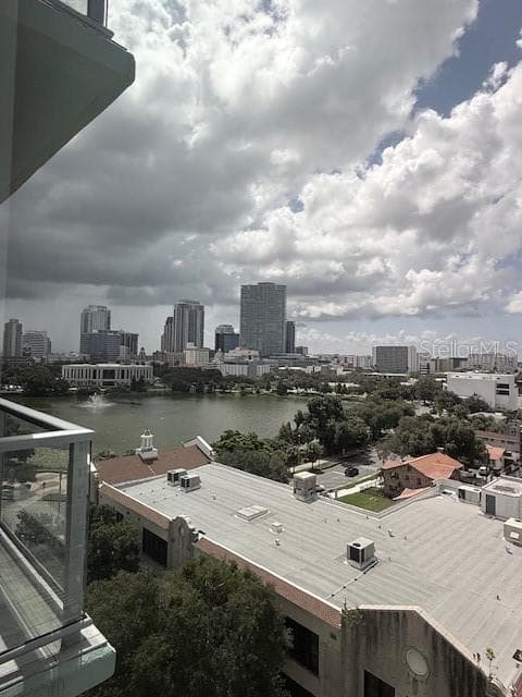 Condominium at 777 3RD AVE N #1007, ST PETERSBURG, photo 17 of 34