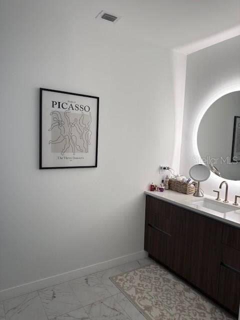 Condominium at 777 3RD AVE N #1007, ST PETERSBURG, photo 21 of 34