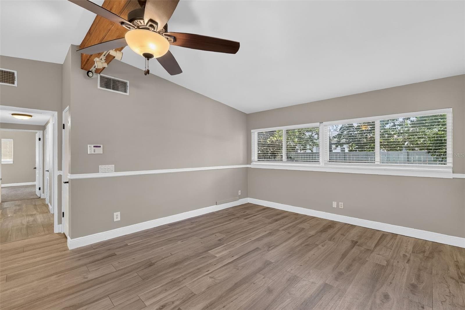 Single Family Residence at 2434 TRACE AVE, BELLE ISLE, photo 16 of 35