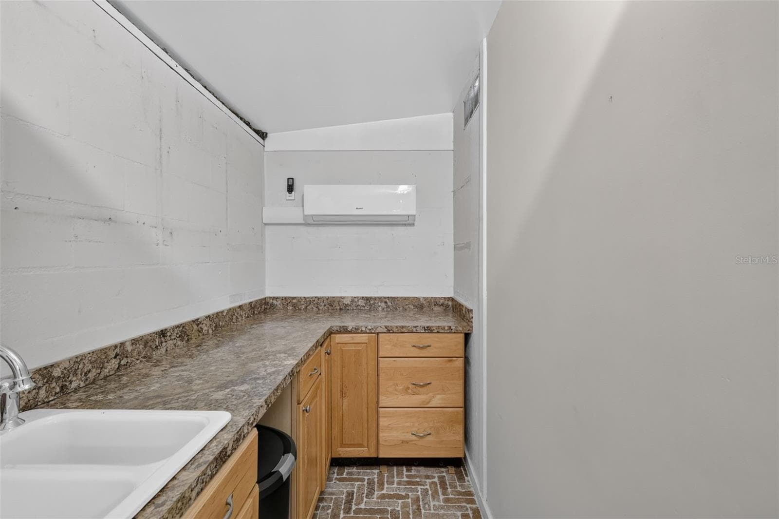 Single Family Residence at 2434 TRACE AVE, BELLE ISLE, photo 27 of 35