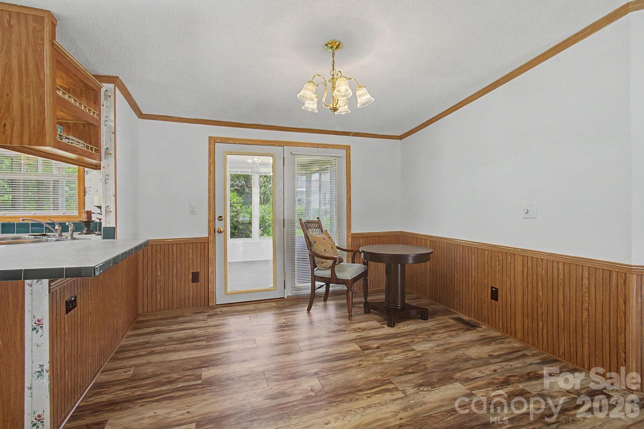 Single Family Residence at 204 Red Birch Court, Hendersonville, photo 10 of 48
