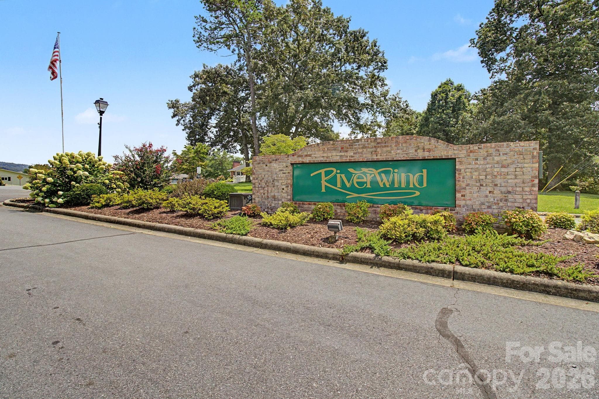 Amenities - 204 Red Birch Court, Hendersonville