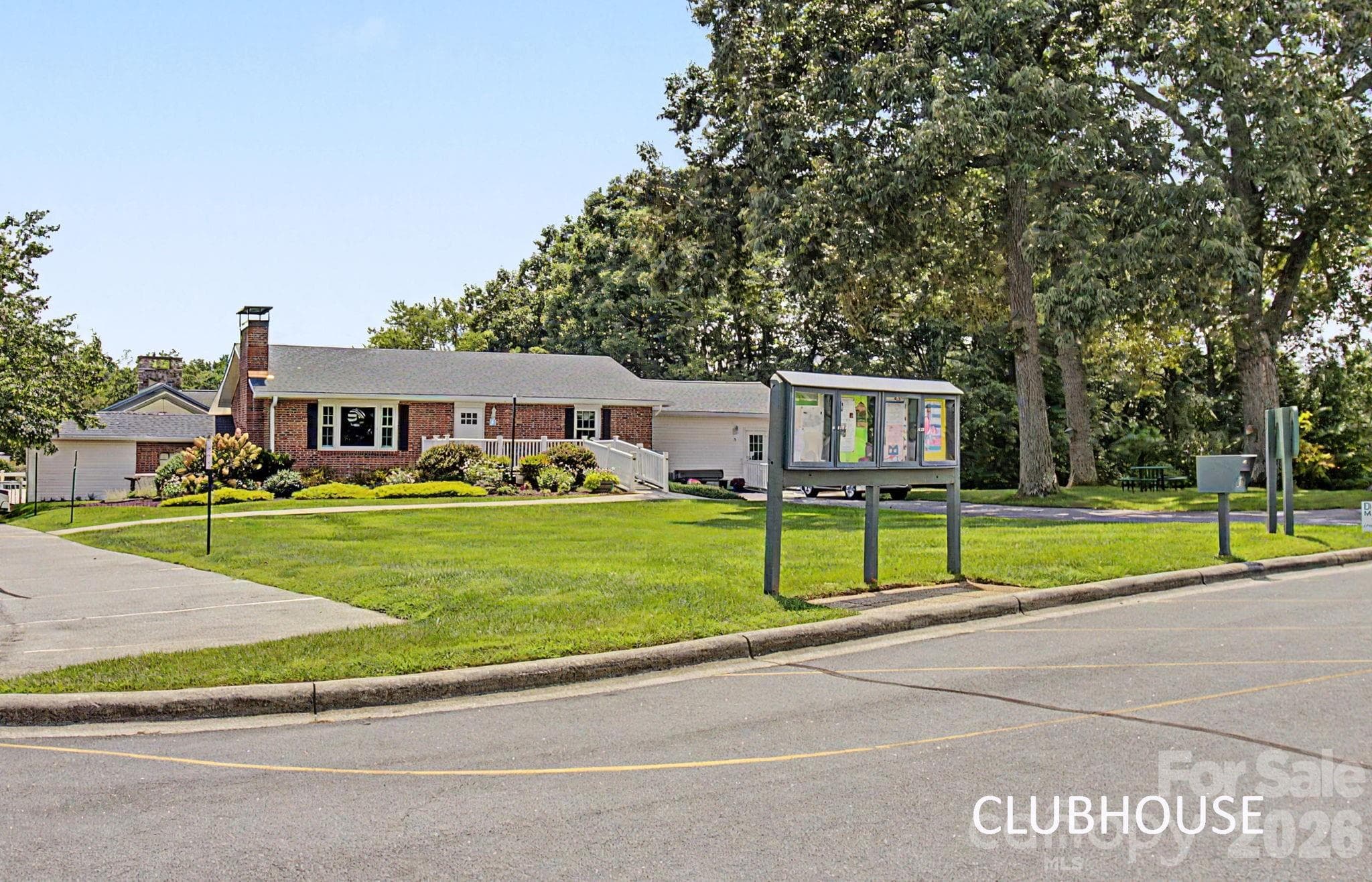 Amenities - 204 Red Birch Court, Hendersonville
