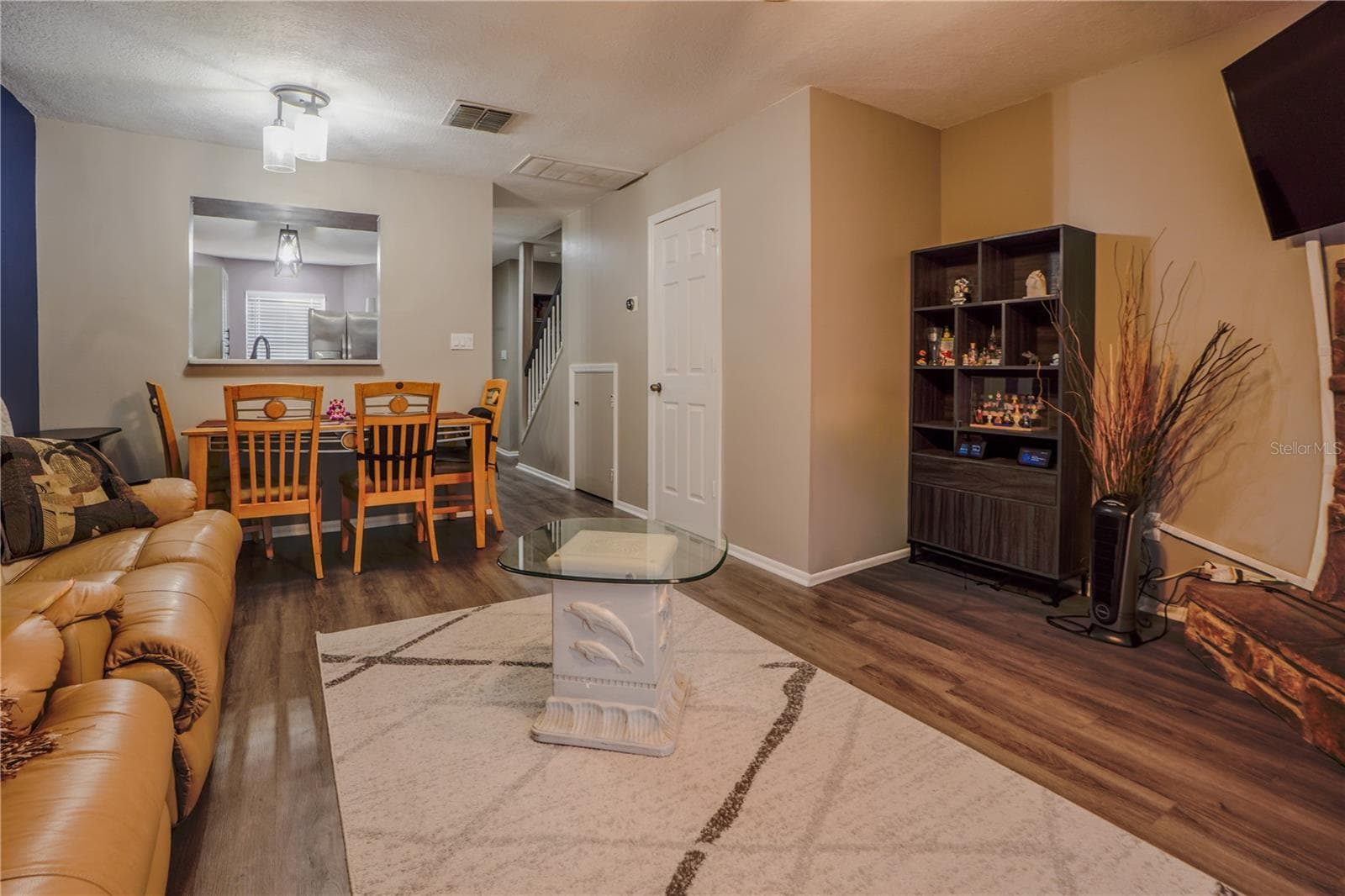 Townhouse at 104 HIDDEN ARBOR CT, SANFORD, photo 3 of 11