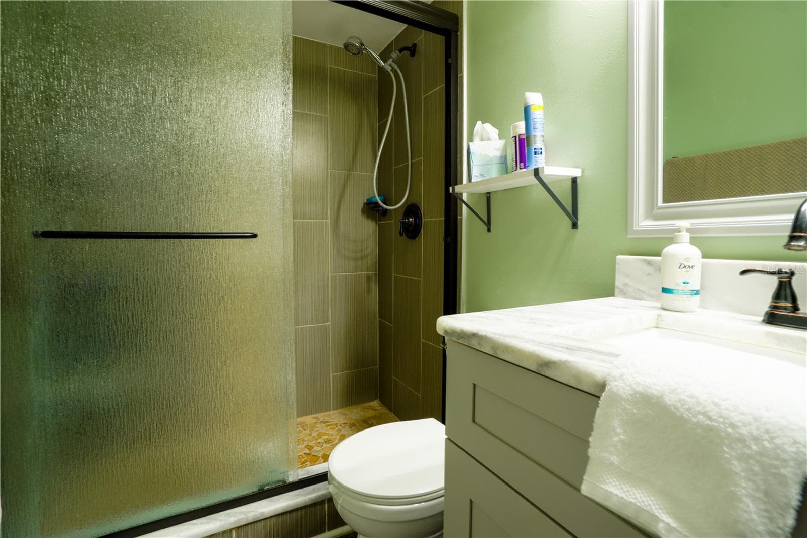 Townhouse at 104 HIDDEN ARBOR CT, SANFORD, photo 8 of 11