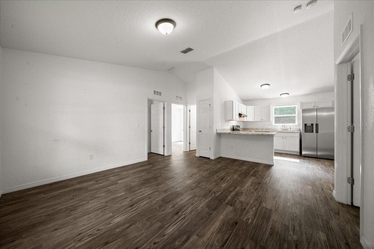 Single Family Residence at 37 WATER TRACK CRSE, OCALA, photo 7 of 51