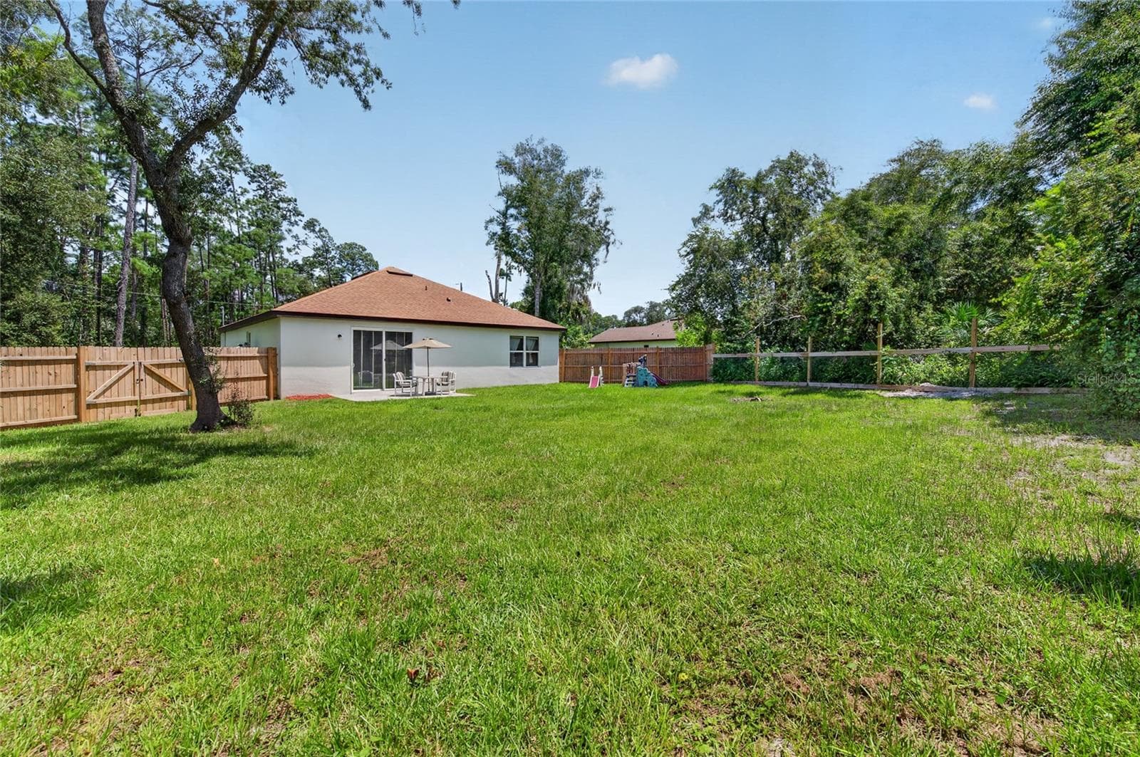 Single Family Residence at 1462 5TH AVE, DELAND, photo 2 of 30
