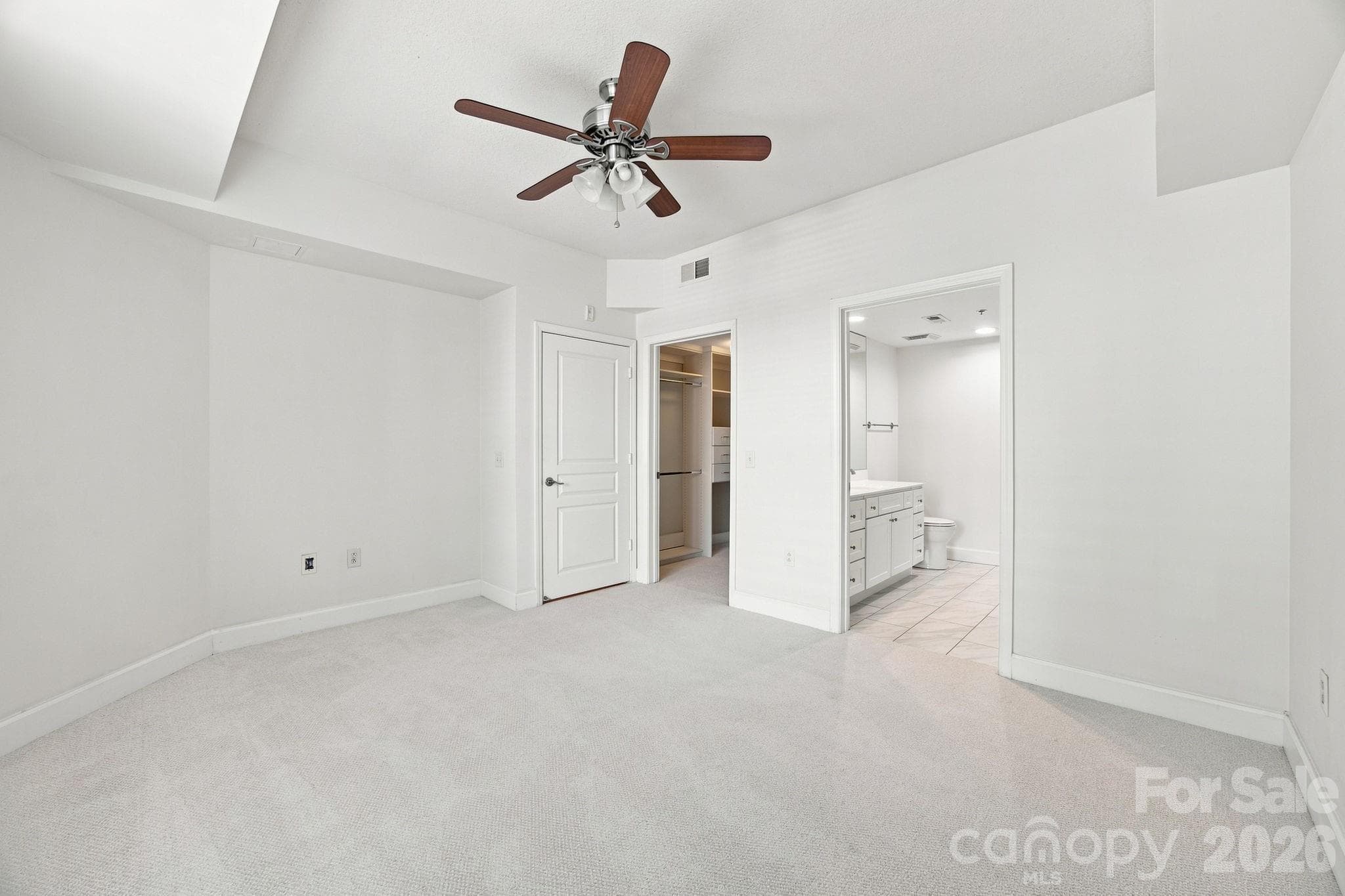 Condominium at 1315 East Boulevard, Charlotte, photo 12 of 33