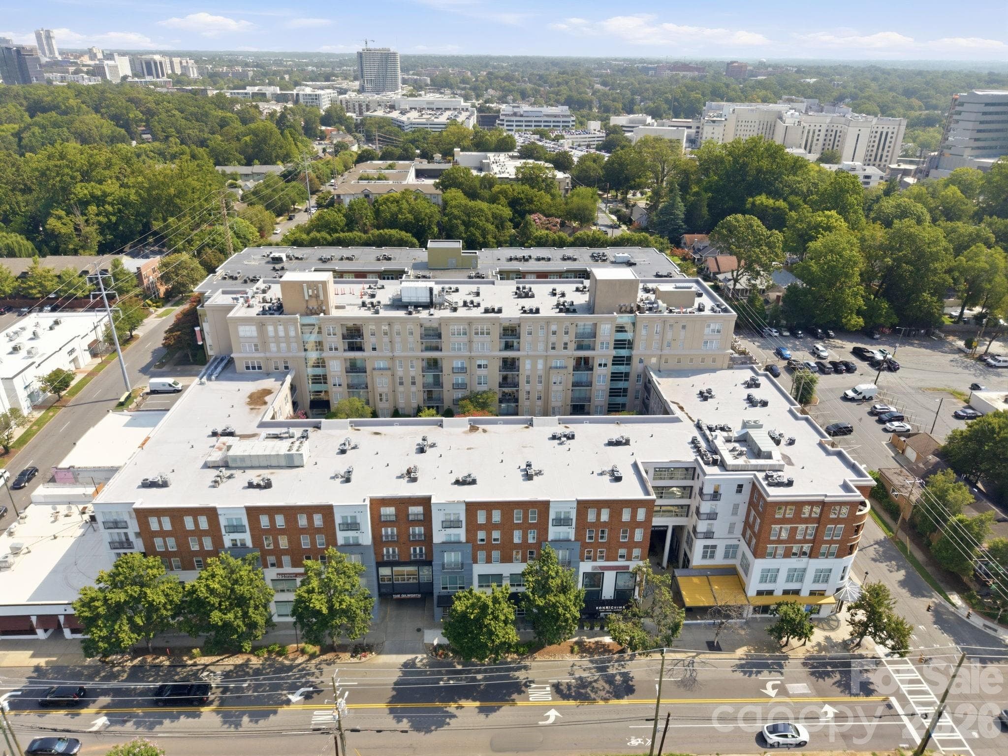 Condominium at 1315 East Boulevard, Charlotte, photo 26 of 33