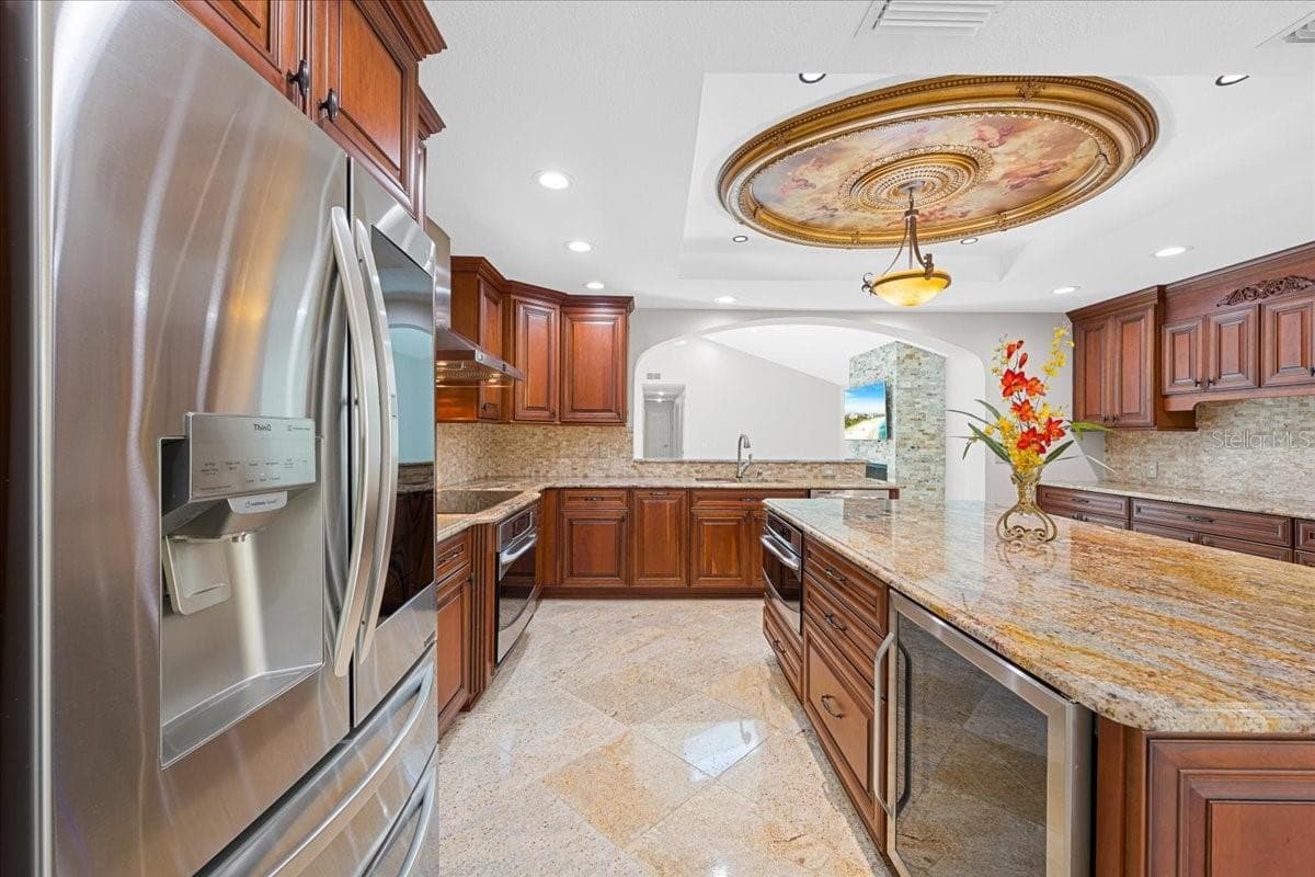 Kitchen - 1701 ALLENS CREEK DR, CLEARWATER