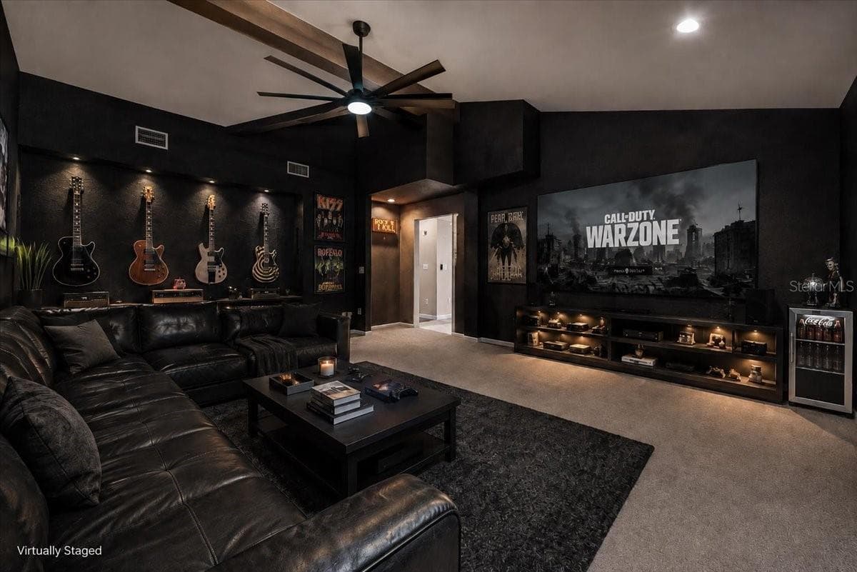 Flex Room/Man Cave Bar - 1701 ALLENS CREEK DR, CLEARWATER