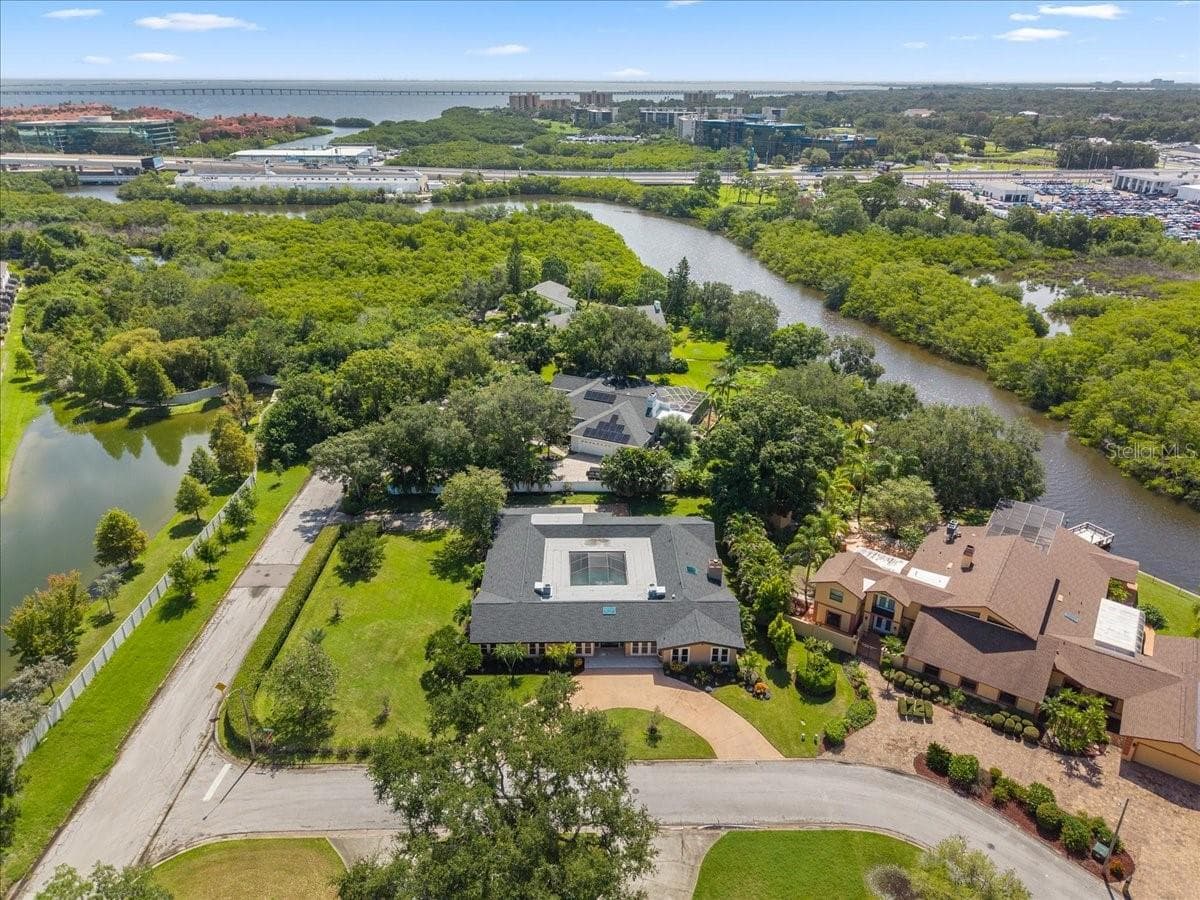 Single Family Residence at 1701 ALLENS CREEK DR, CLEARWATER, photo 45 of 99