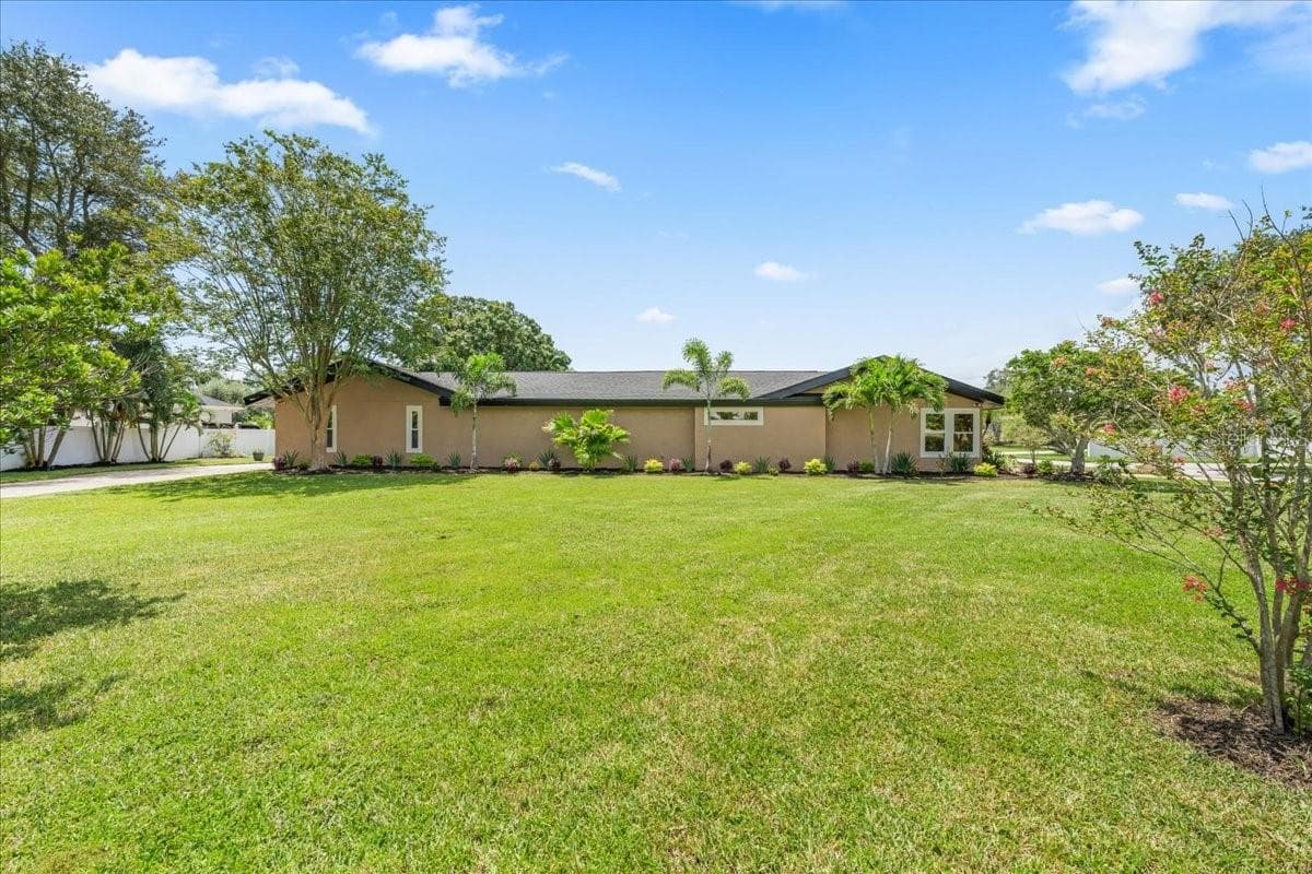Single Family Residence at 1701 ALLENS CREEK DR, CLEARWATER, photo 50 of 99