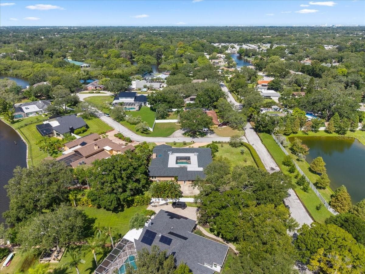 Single Family Residence at 1701 ALLENS CREEK DR, CLEARWATER, photo 60 of 99
