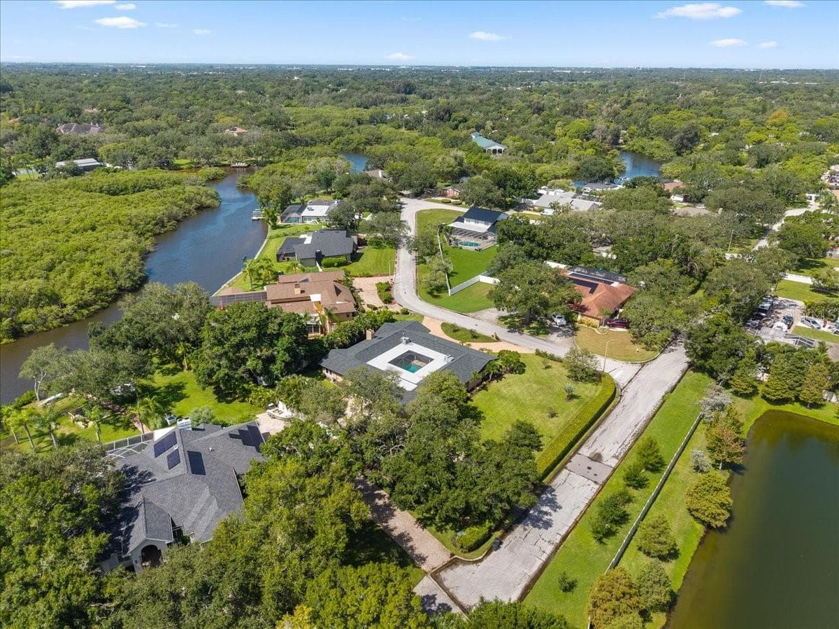 Single Family Residence at 1701 ALLENS CREEK DR, CLEARWATER, photo 61 of 99