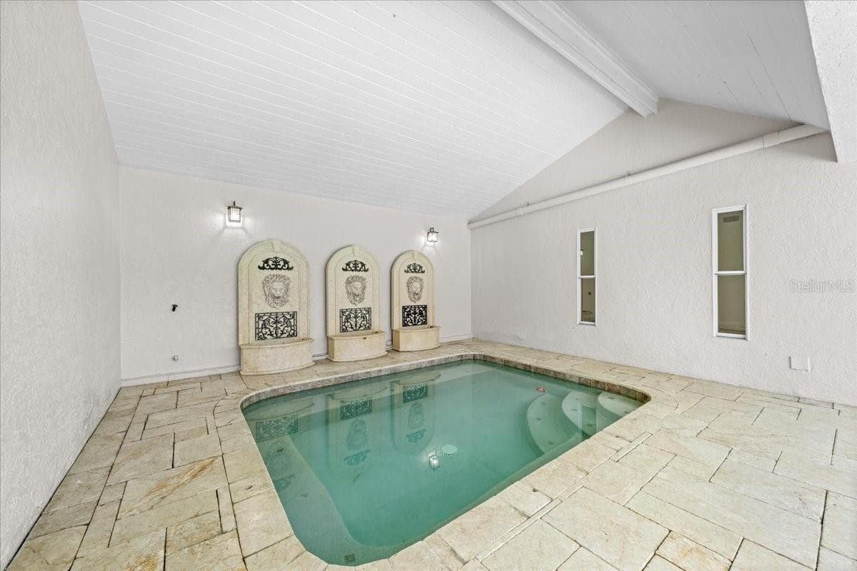 Spa - 1701 ALLENS CREEK DR, CLEARWATER