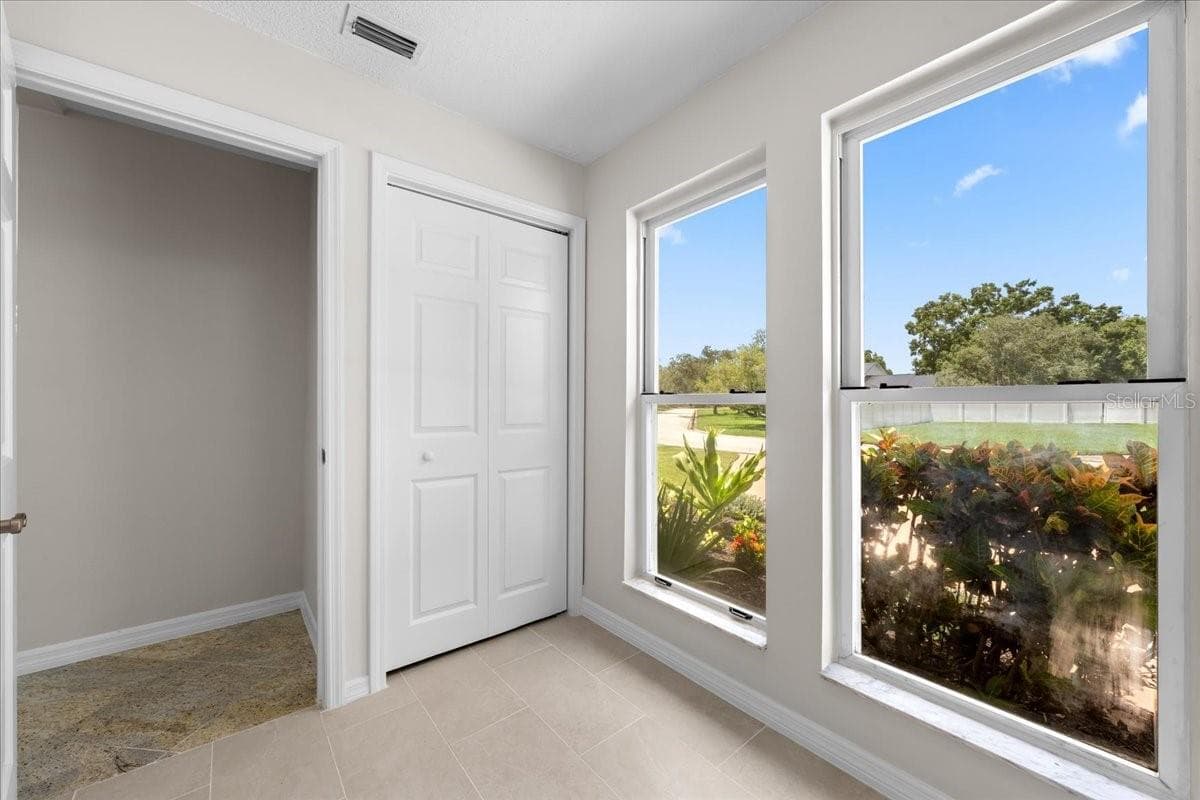 laundry room - 1701 ALLENS CREEK DR, CLEARWATER