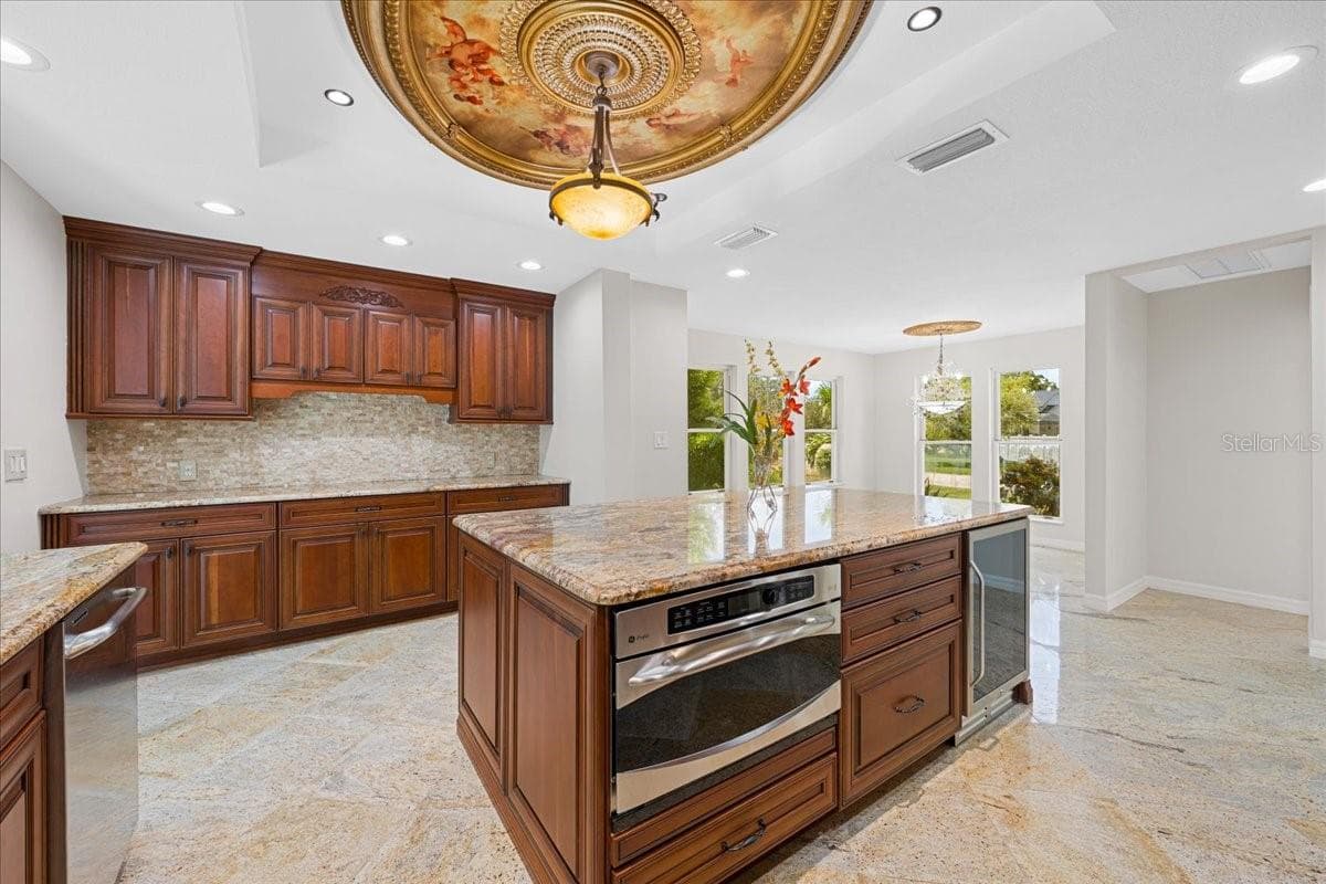 Single Family Residence at 1701 ALLENS CREEK DR, CLEARWATER, photo 82 of 99