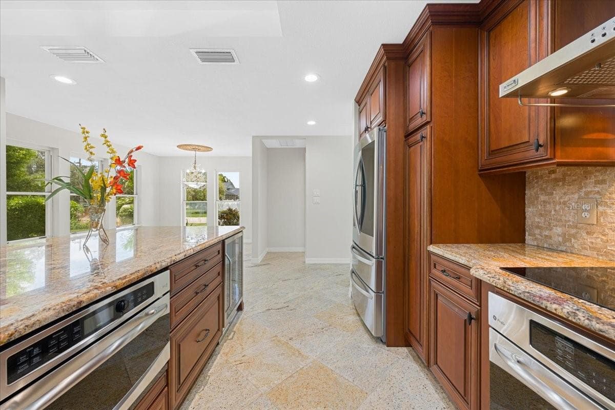 Single Family Residence at 1701 ALLENS CREEK DR, CLEARWATER, photo 85 of 99