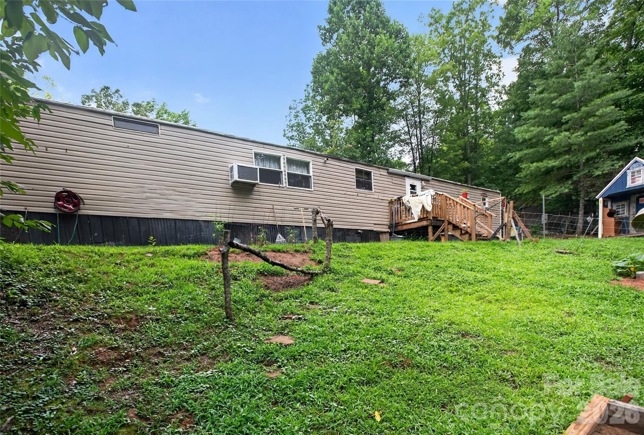 Single Family Residence at 997 Bethel Ridge Lane, Morganton, photo 4 of 27