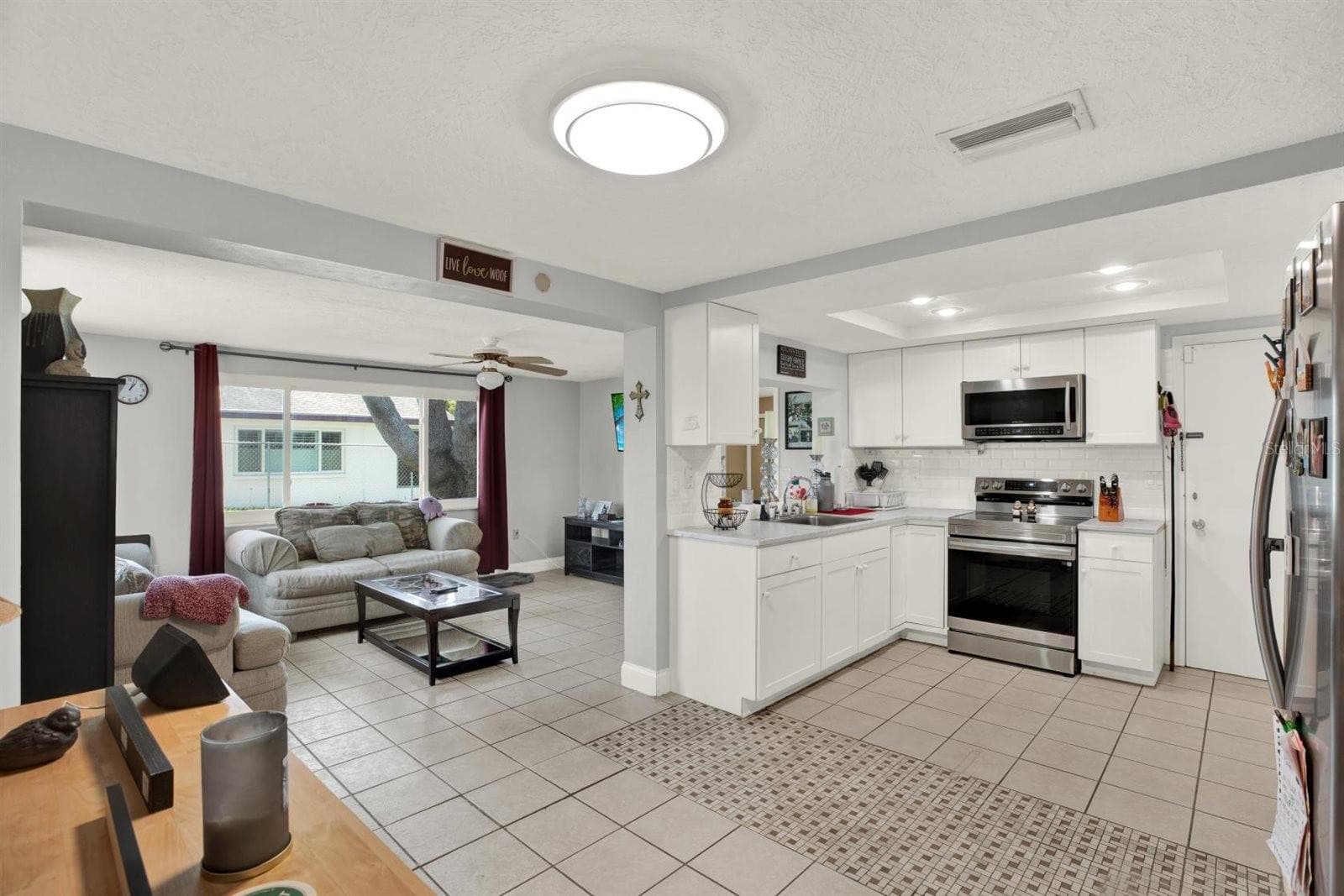 Single Family Residence at 12411 WEATHERSTONE ROW, HUDSON, photo 6 of 23